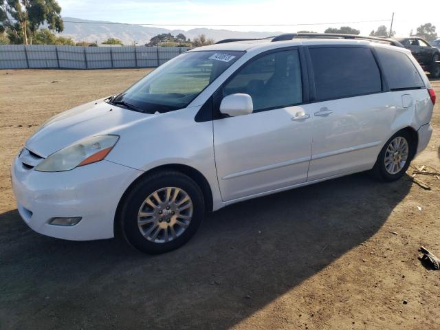 2007 Toyota Sienna XLE