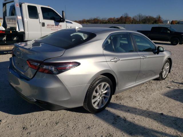 VIN 4T1R11BK8MU032603 2021 Toyota Camry, LE no.3