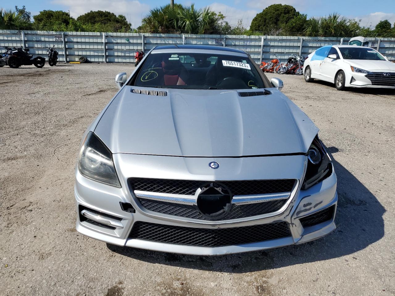 2014 Mercedes-Benz Slk 250 vin: WDDPK4HA4EF080927