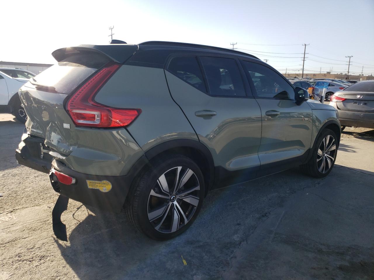 2021 Volvo Xc40 Recharge vin: YV4ED3UR0M2440635