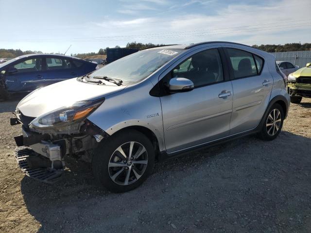 2018 Toyota Prius c 