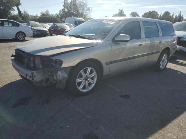 2002 Volvo V70 