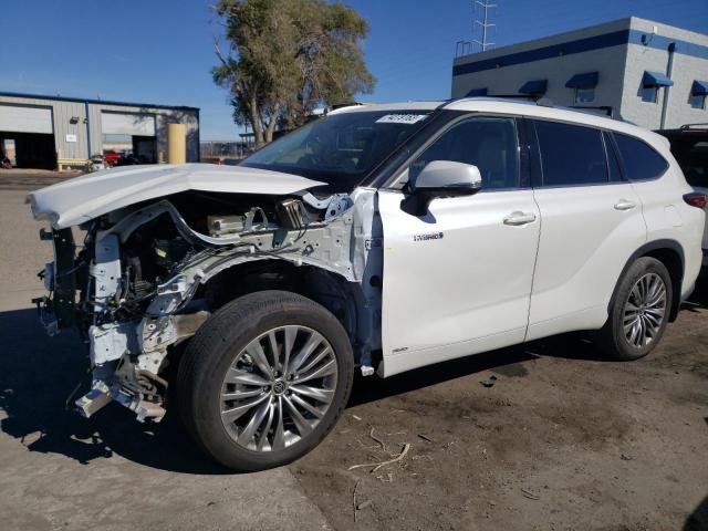 2021 Toyota Highlander Hybrid Platinum