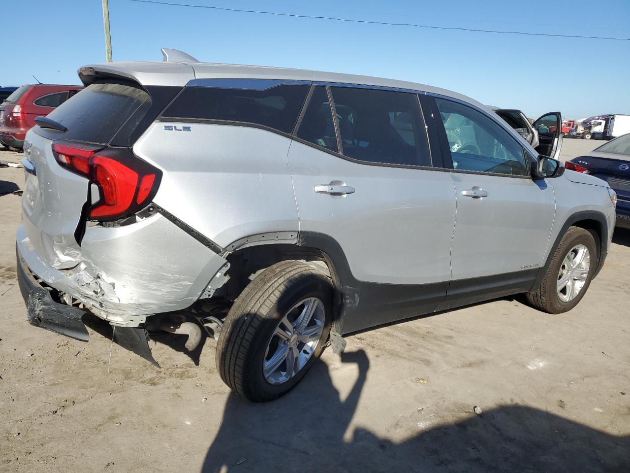 2018 GMC Terrain Sle vin: 3GKALMEV8JL404700