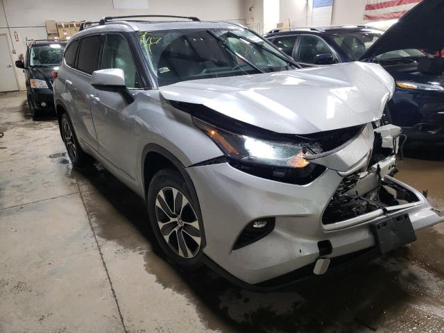 VIN 5TDGZRBH1NS249844 2022 Toyota Highlander, Xle no.4