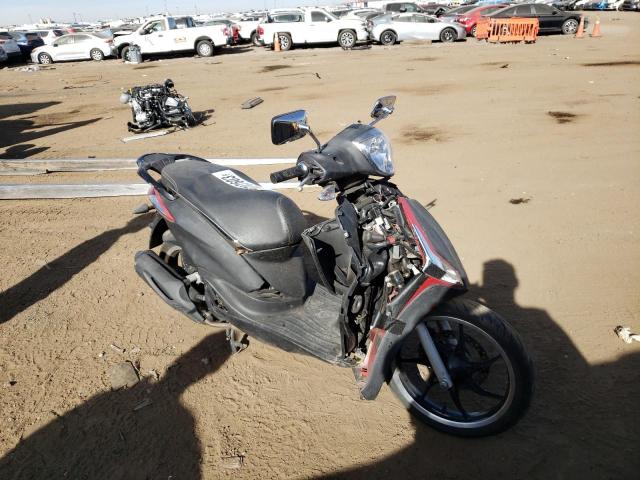 2018 VESPA SCOOTER - ZAPM898G2J7000475
