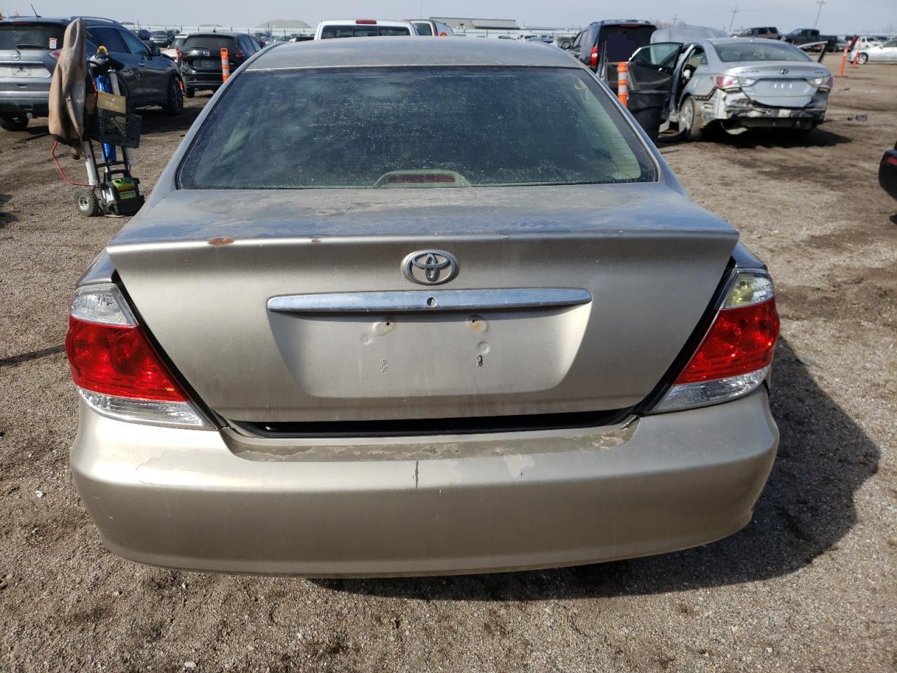 4T1BF32K05U092603 2005 Toyota Camry Le