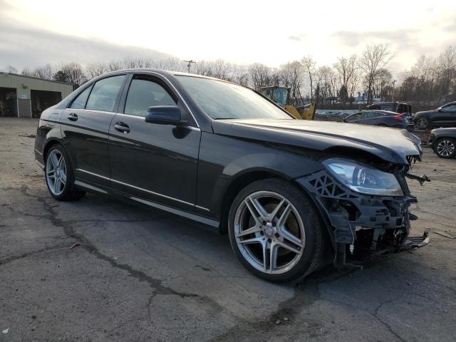 VIN WDDGF8AB2DA818170 2013 Mercedes-Benz C-Class, 3... no.4