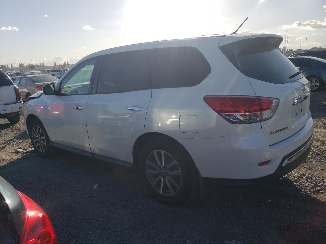 5N1AR2MN1FC642189 2015 Nissan Pathfinder S 5N1AR2MN1FC642189 2015 Nissan Pathfinder S