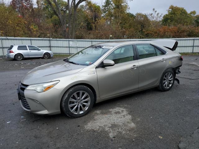 2015 Toyota Camry Hybrid 