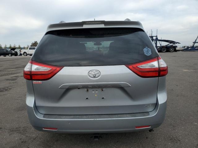 5TDYZ3DCXJS914818 | 2018 TOYOTA SIENNA XLE