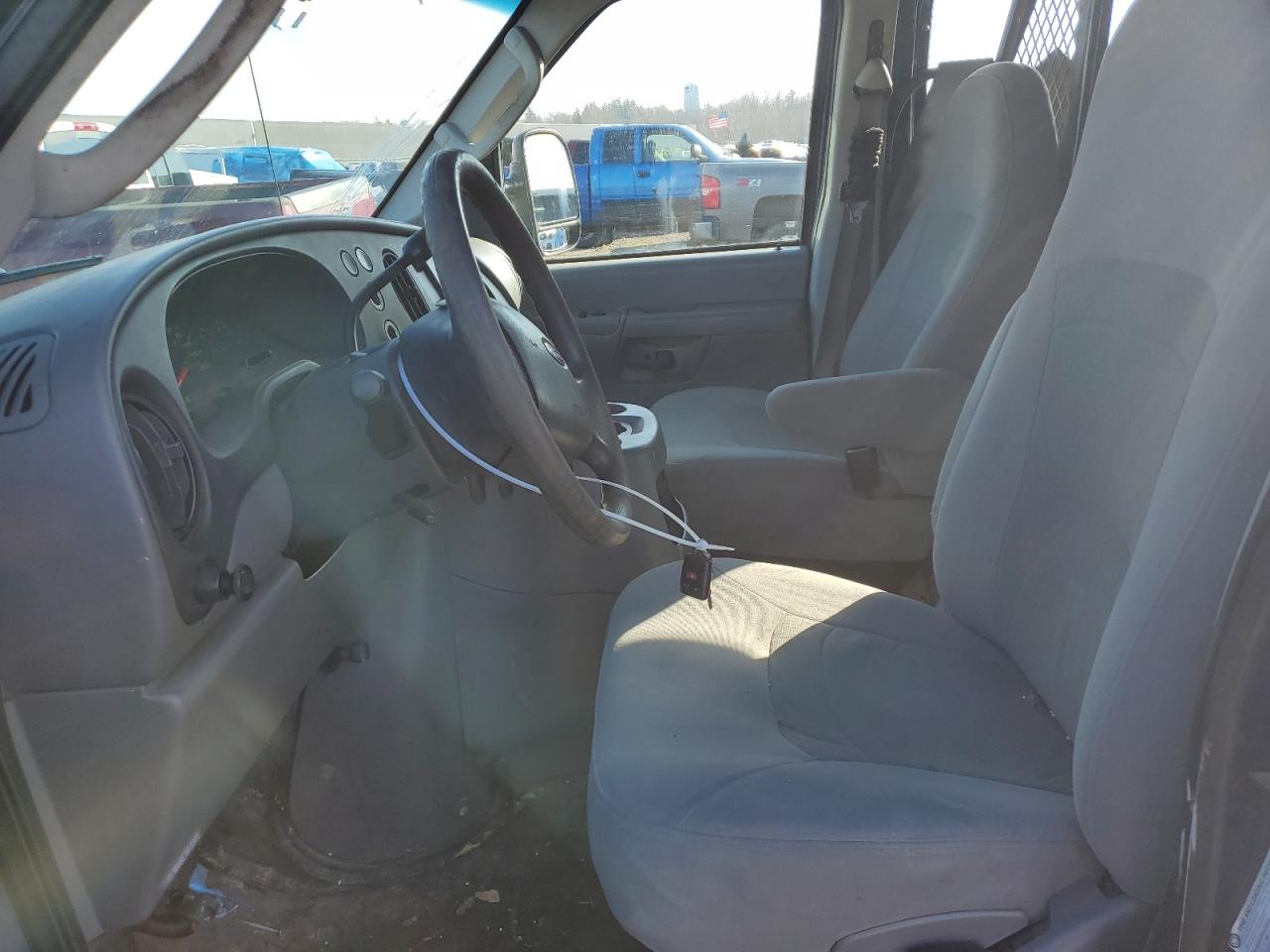 1ftne24w27da48460 1FTNE24W27DA48460 2007 Ford Econoline E250 Van