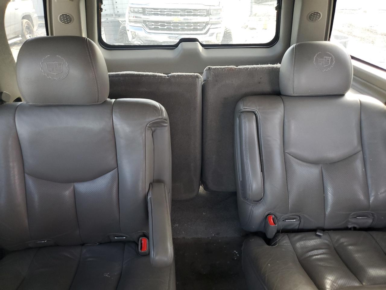 1GYEK63N85R273629 2005 Cadillac Escalade Luxury