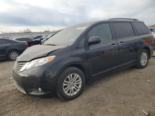 2017 Toyota Sienna XLE