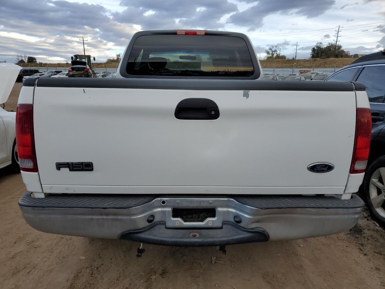 1FTRX18L51NB41058 2001 Ford F150 1FTRX18L51NB41058 2001 Ford F150