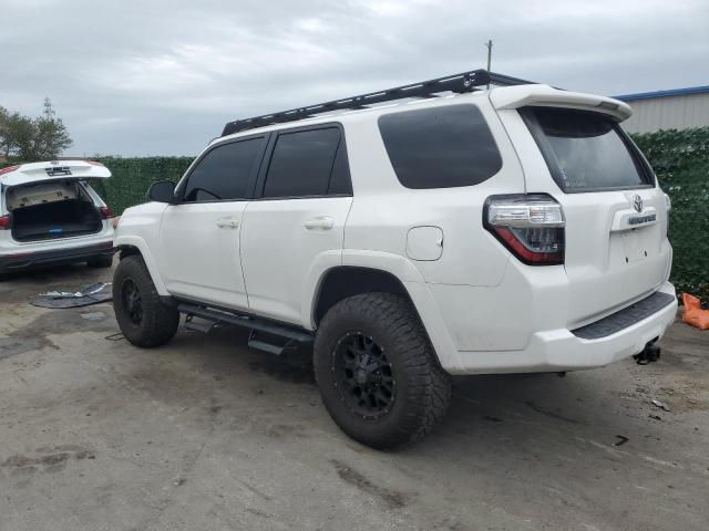 VIN JTEZU5JR3J5178118 2018 Toyota 4runner, SR5 no.2