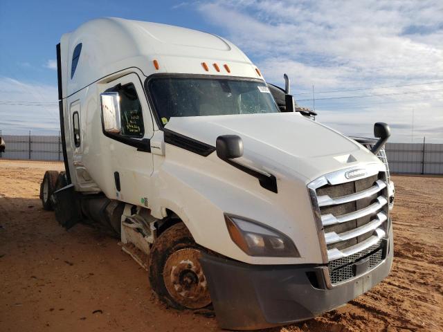 Lot #2373848504 2019 FREIGHTLINER CASCADIA 1 salvage car