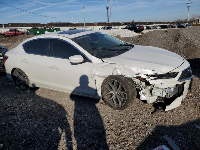 19UDE2F70LA001135 Acura ILX PREMIU 4