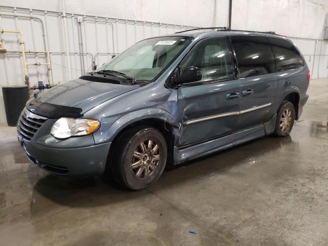 2006 Chrysler Town & Country Touring