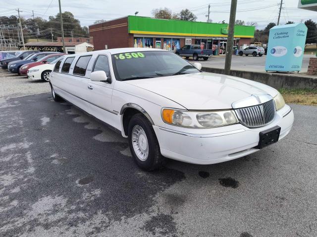 2001 Lincoln Town Car Executive