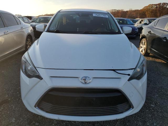 3MYDLBYVXJY333285 | 2018 TOYOTA YARIS IA