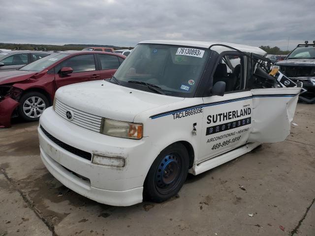 2005 Scion xB 