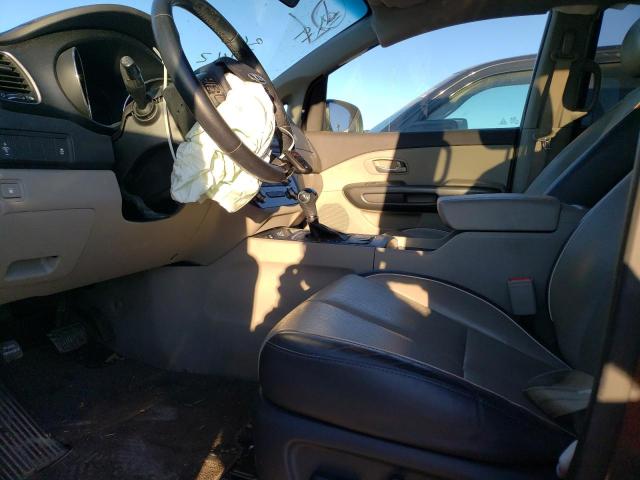 KNDMB5C12H6237076 KIA SEDONA LX
