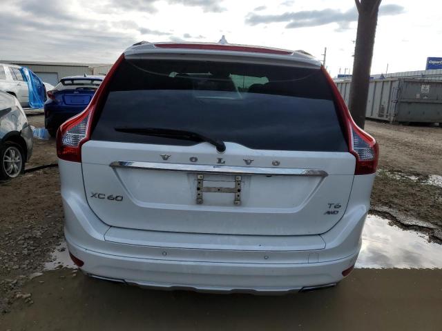 2015 VOLVO XC60 T6 PL - YV4902RD2F2621520