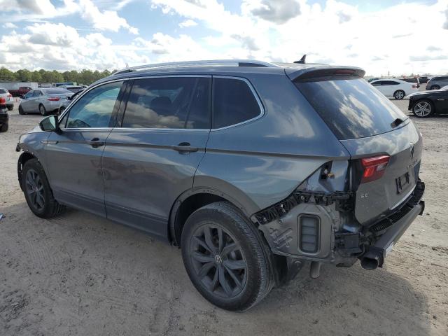 3VV3B7AX3PM033336 Volkswagen Tiguan SE 2