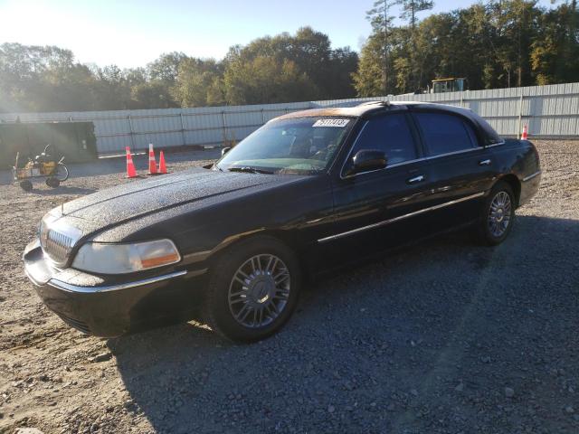 2006 Lincoln Town Car Signature Limited