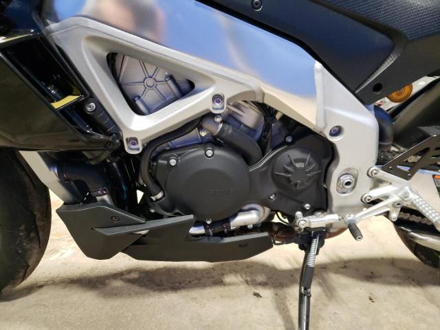2022 APRILIA TUONO V4 F - ZD4KZUB07NS000371