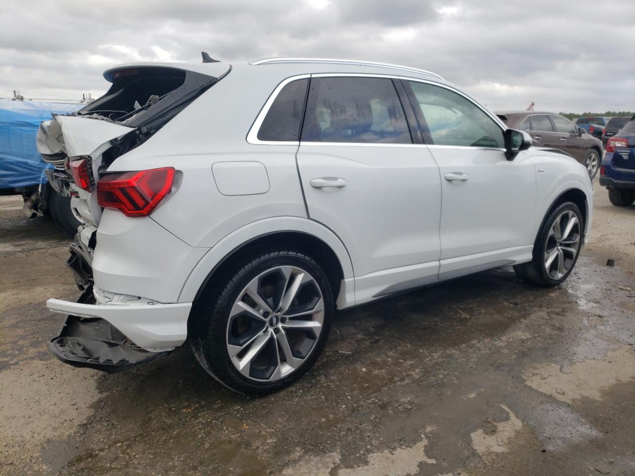 WA1EEDF34L1079908 2020 Audi Q3 Premium Plus S-Line