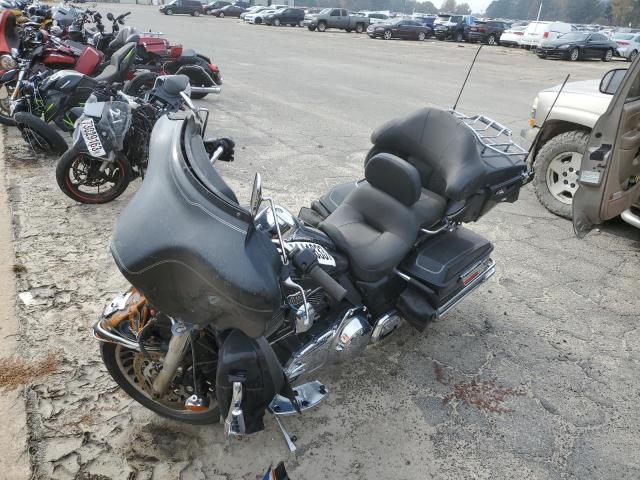 2010 HARLEY-DAVIDSON FLHTCU - 1HD1FC411AB629214