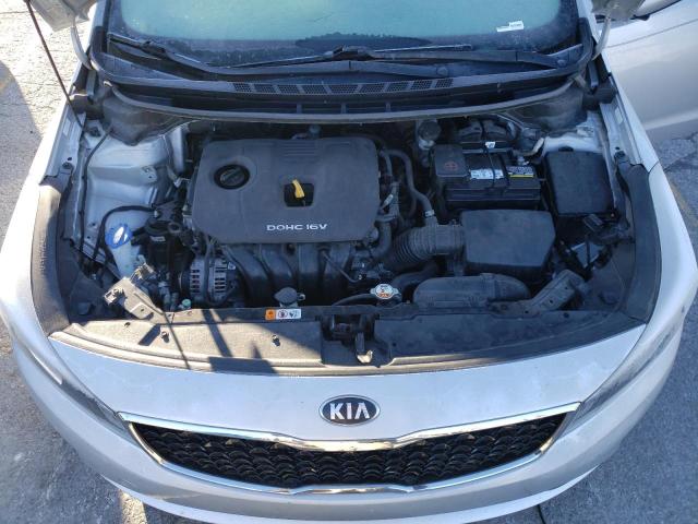 3KPFK4A76JE188524 | 2018 KIA forte lx