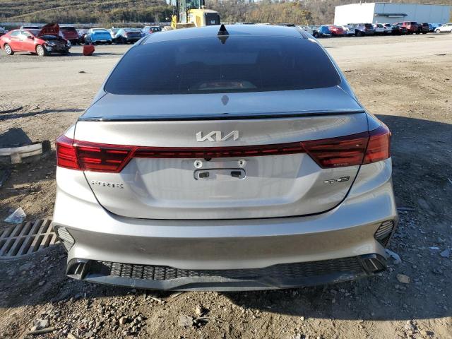 3KPF54AD3PE529237 KIA Forte Gt Line