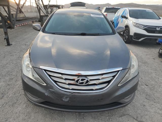 5NPEC4AC0CH331455 Auction: COPART Lot: 76092063 Location: NV - LAS VEGAS WEST 5NPEC4AC0CH331455 HYUNDAI SONATA 2012 CHARCOAL Photo 5