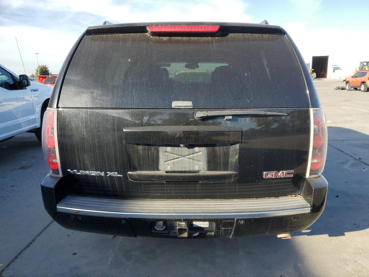 1GKFK66857J216097 2007 GMC Yukon Xl Denali