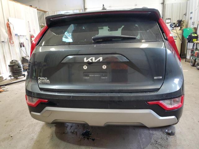 KNDCR3LE4P5042616 Kia Niro EX 6