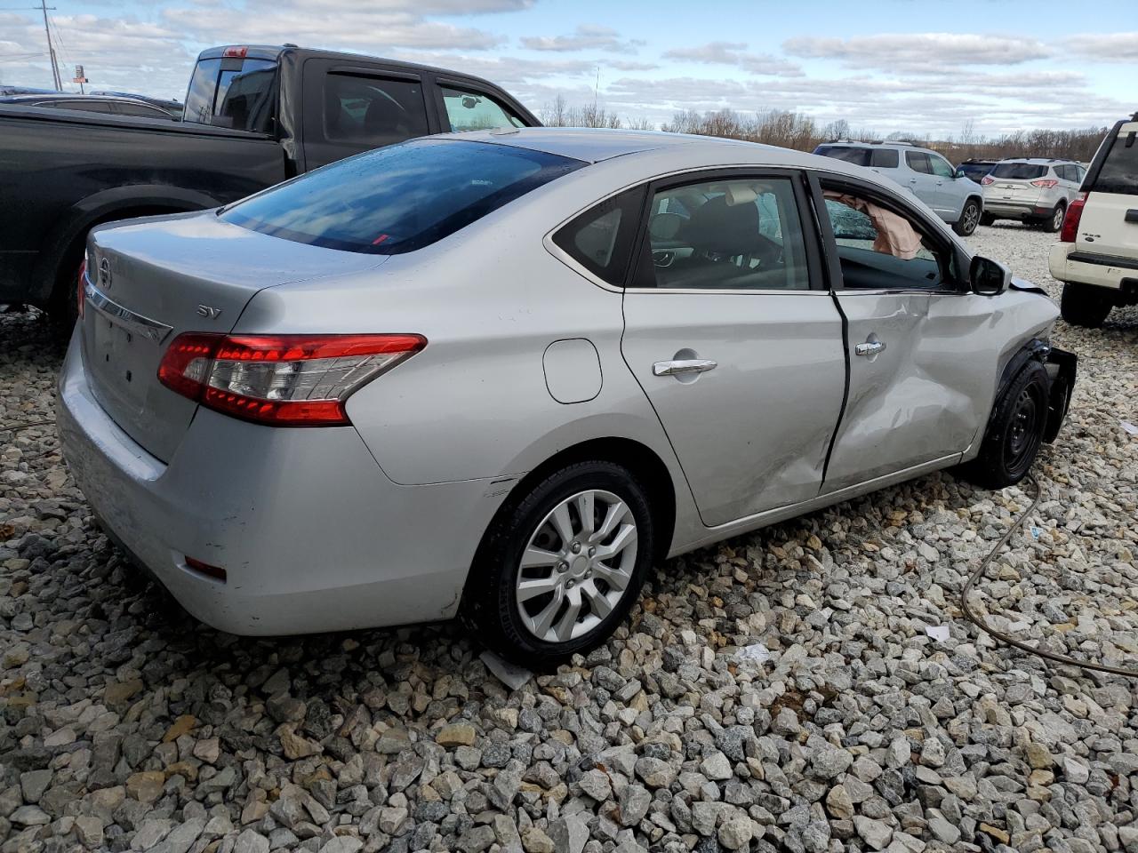 2015 Nissan Sentra S vin: 3N1AB7AP7FY304690