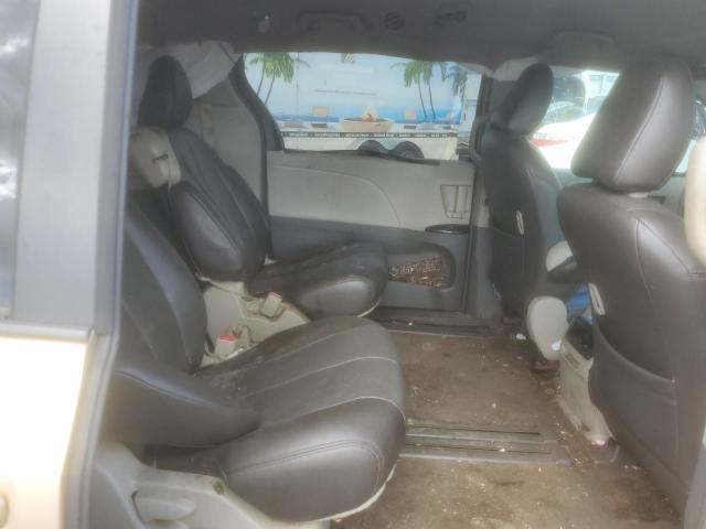 5TDKK3DC0CS211385 2012 Toyota Sienna Le