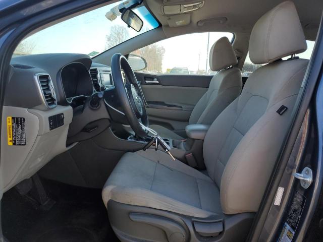 KNDPMCAC6H7038462 KIA Sportage Lx
