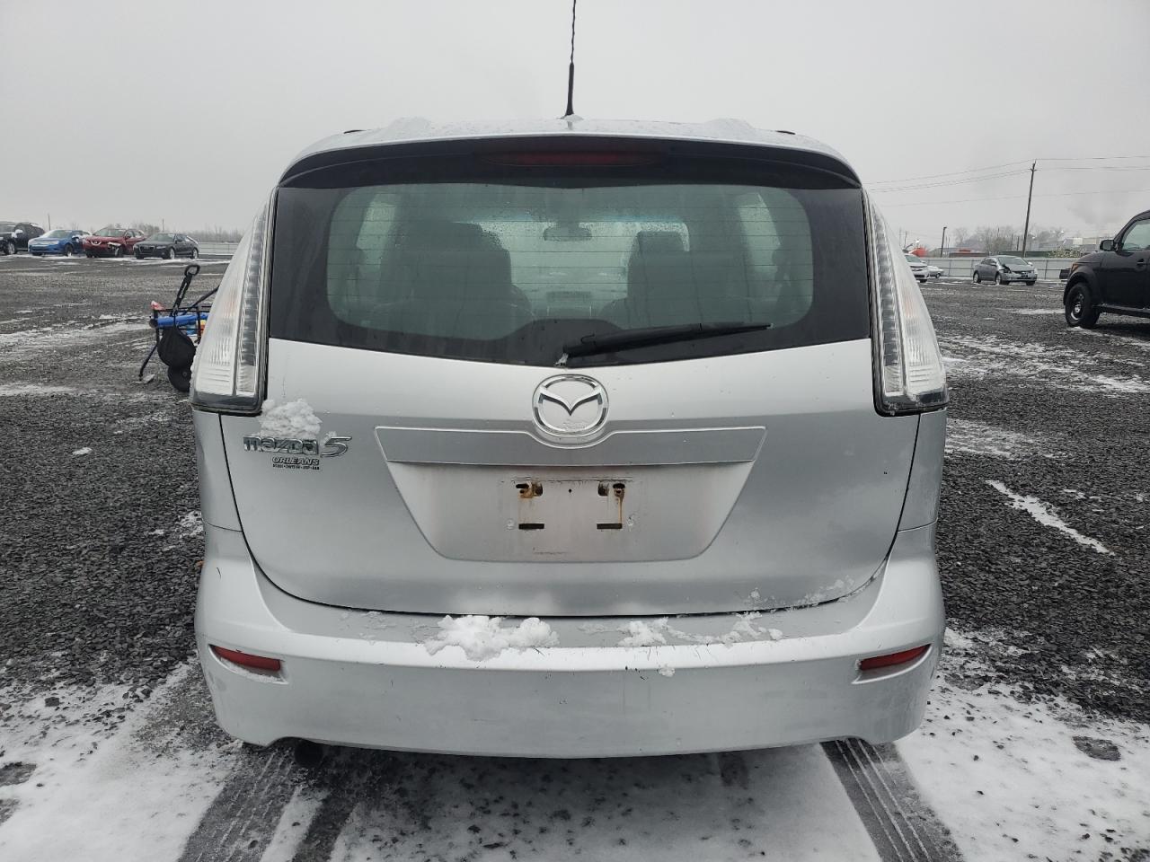 JM1CR293490351289 2009 Mazda 5