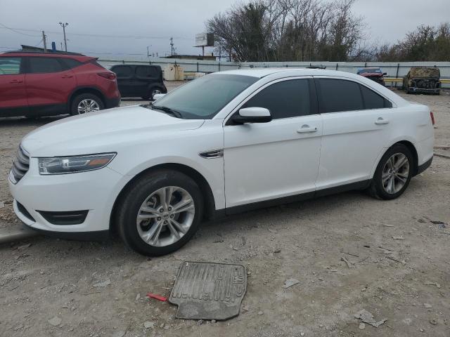 2016 Ford Taurus SEL