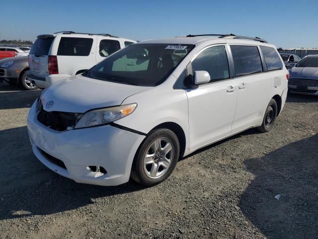 Toyota Sienna 2016