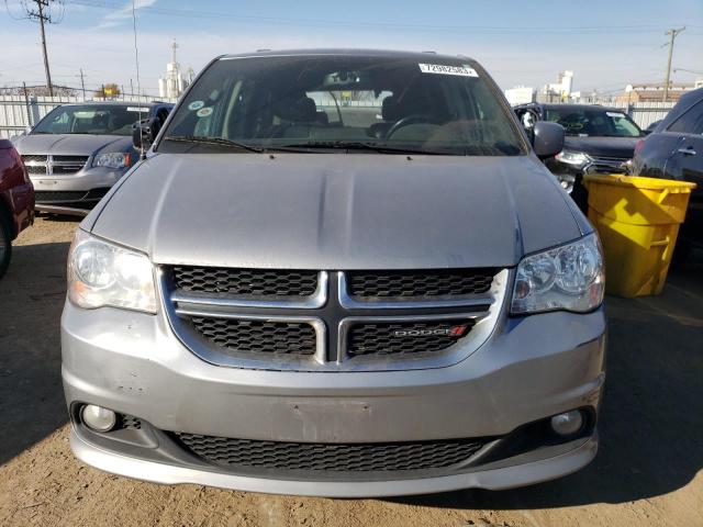 Мінівени DODGE CARAVAN 2017 Сріблястий