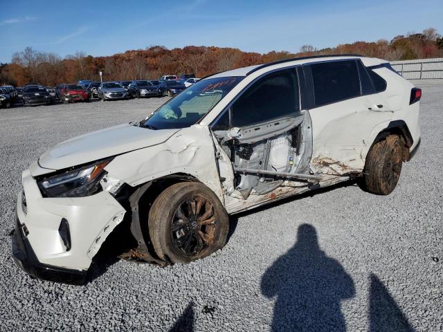 2022 Toyota RAV4 SE