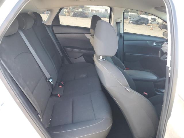 3KPF24AD1ME279209 KIA FORTE FE