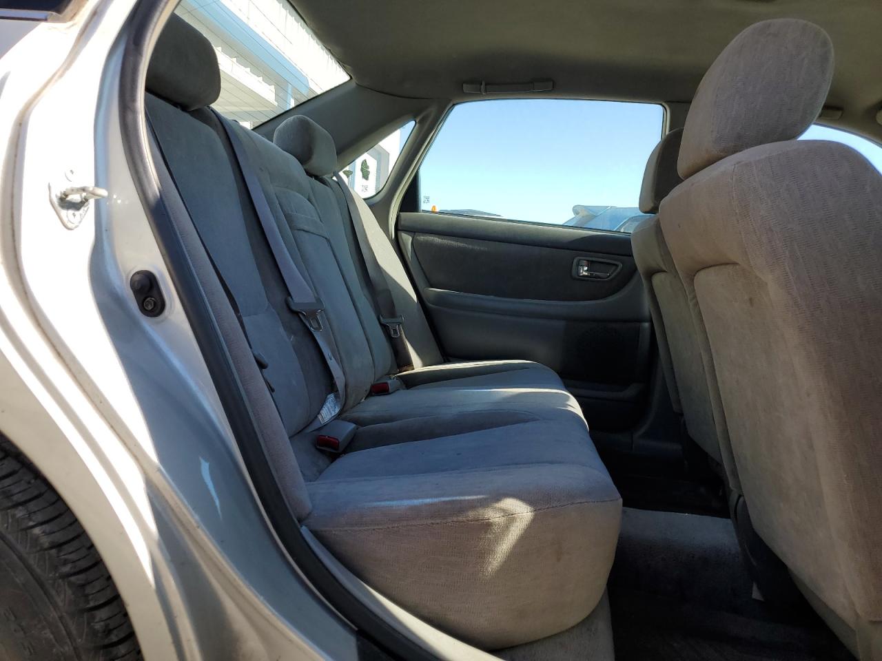 4t1bf28b91u147805 4T1BF28B91U147805 2001 Toyota Avalon Xl
