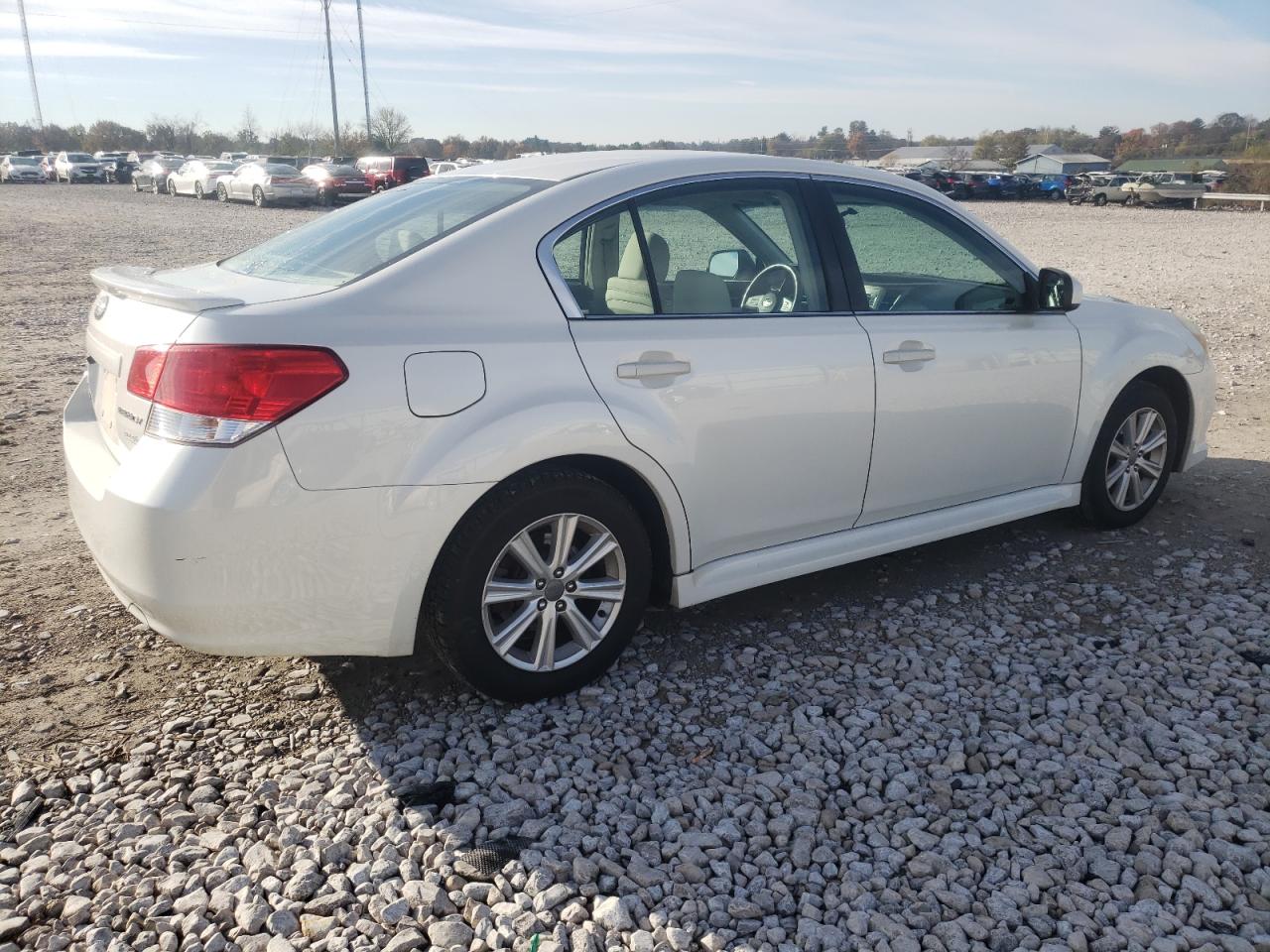 4S3BMBG68B3212942 2011 Subaru Legacy 2.5I Premium