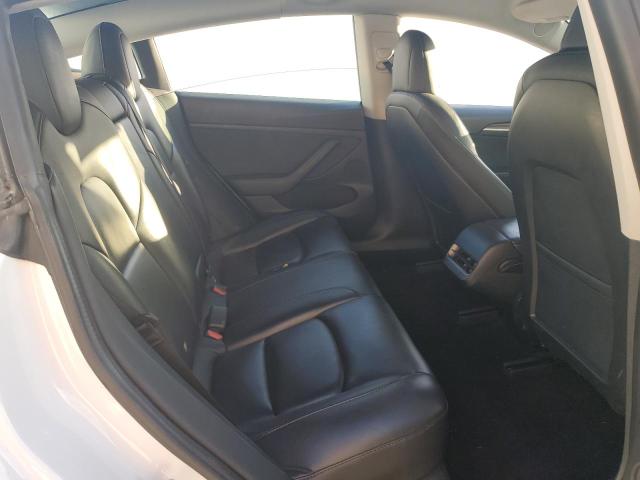  TESLA MODEL 3 2021 Білий